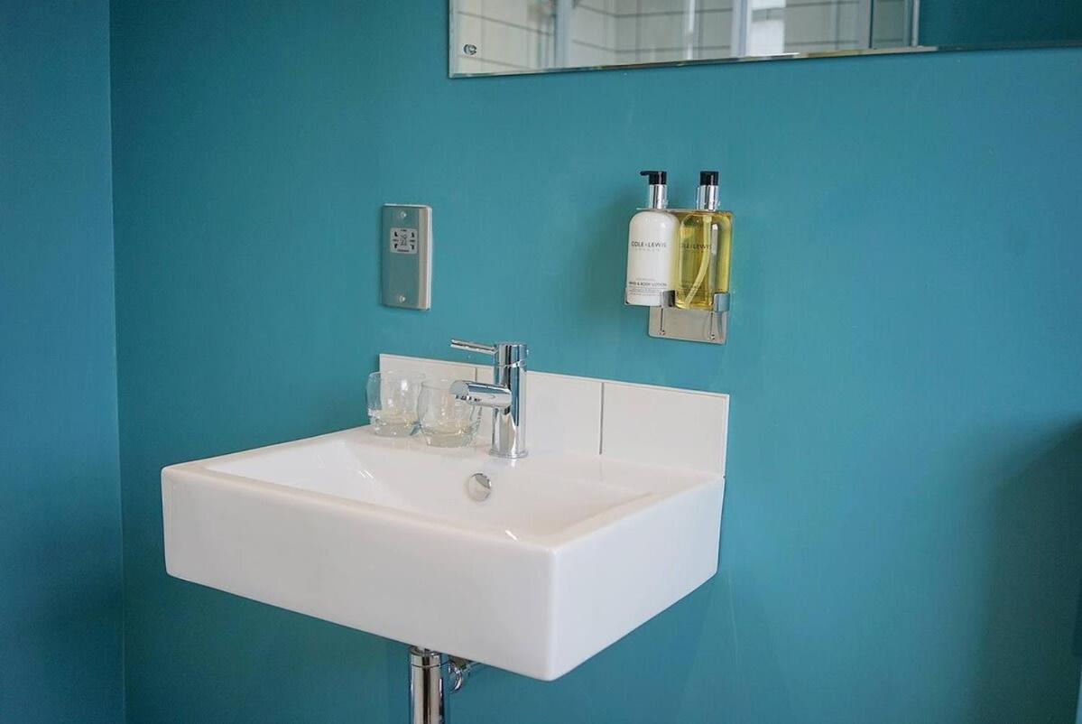 The Alma Taverns Boutique Suites - Room 5 - Hopewell Bristol Eksteriør bilde